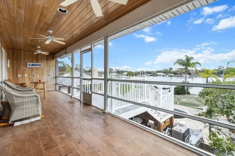 519 NW 7th Avenue Crystal River FL 34428