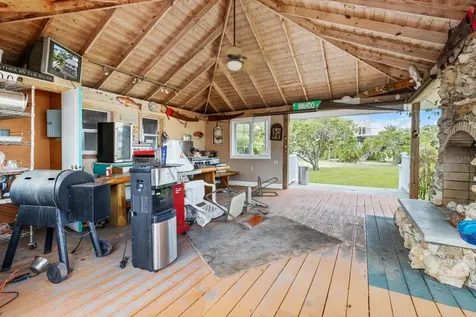 519 NW 7th Avenue Crystal River FL 34428