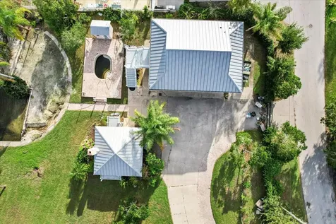 519 NW 7th Avenue Crystal River FL 34428