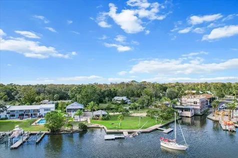 519 NW 7th Avenue Crystal River FL 34428
