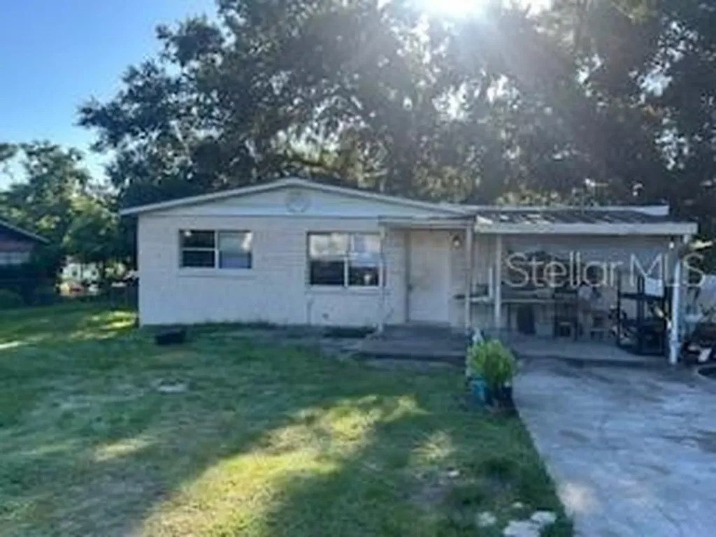 1729 Bush Avenue Lakeland FL 33805