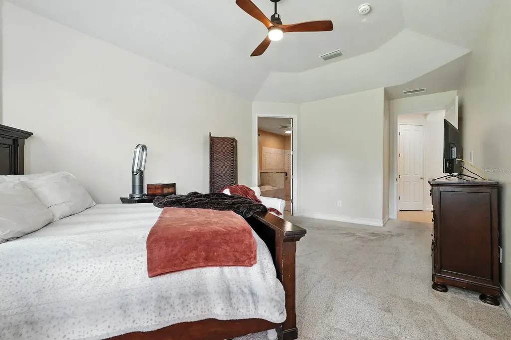 8 Ivey Lane Flagler Beach FL 32136