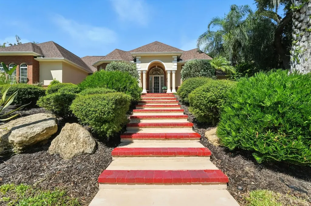 8 Ivey Lane Flagler Beach FL 32136