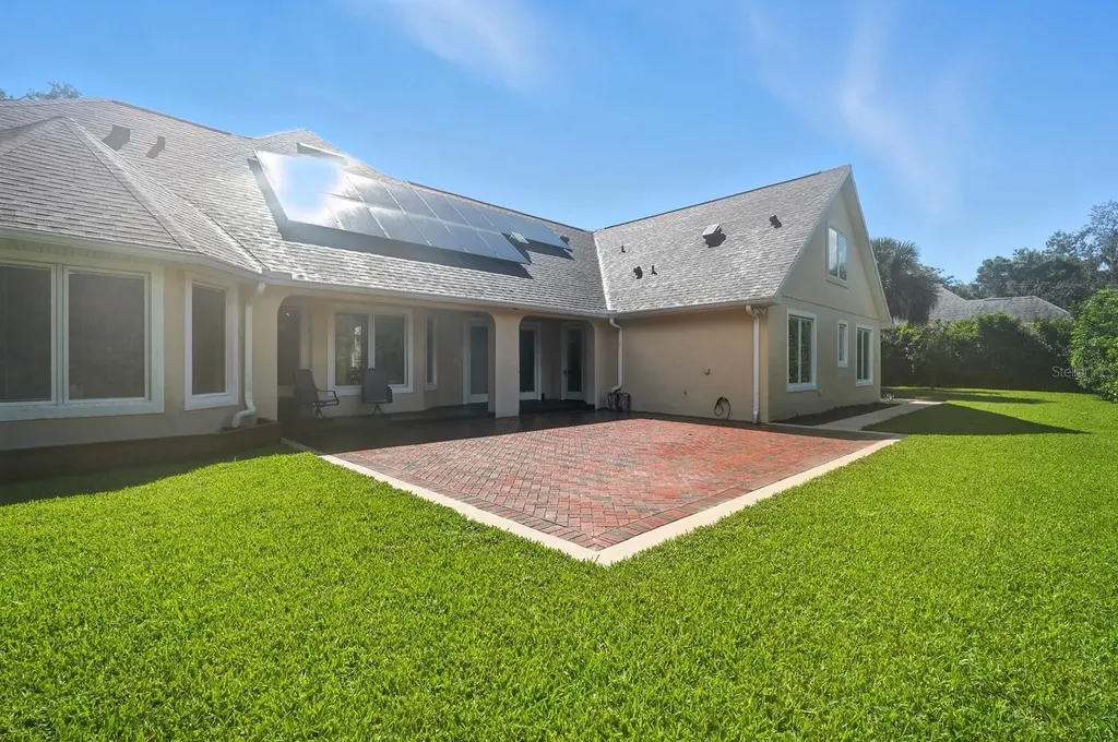 8 Ivey Lane Flagler Beach FL 32136