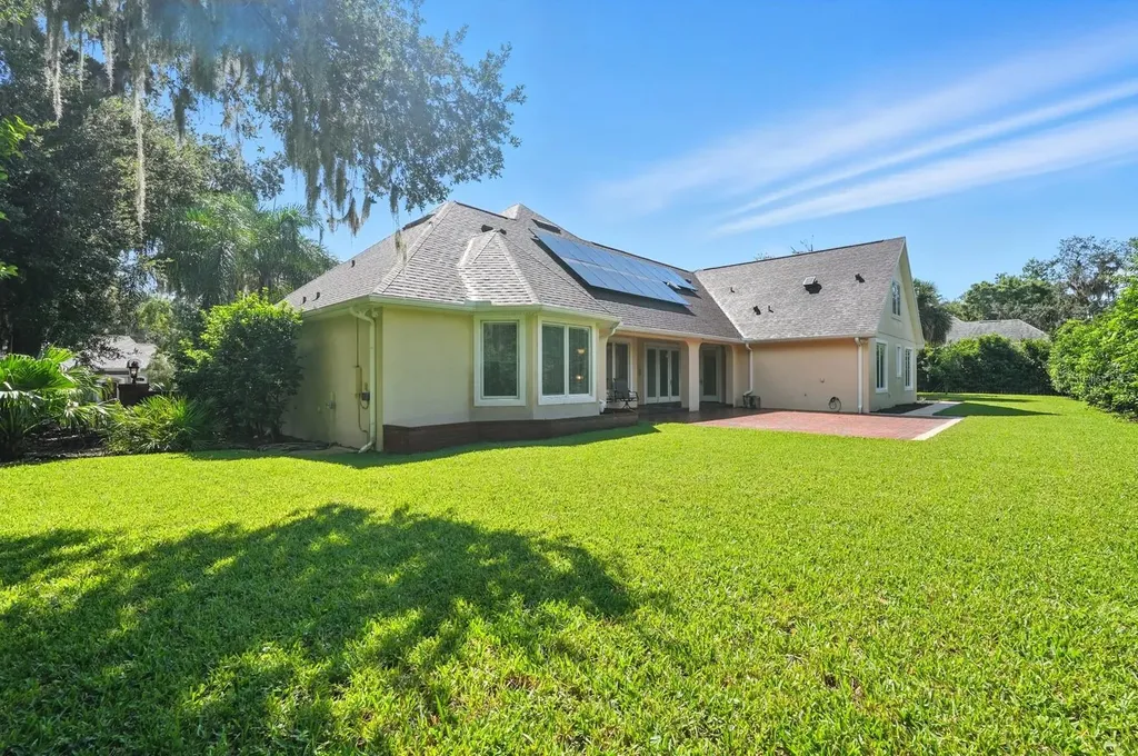 8 Ivey Lane Flagler Beach FL 32136