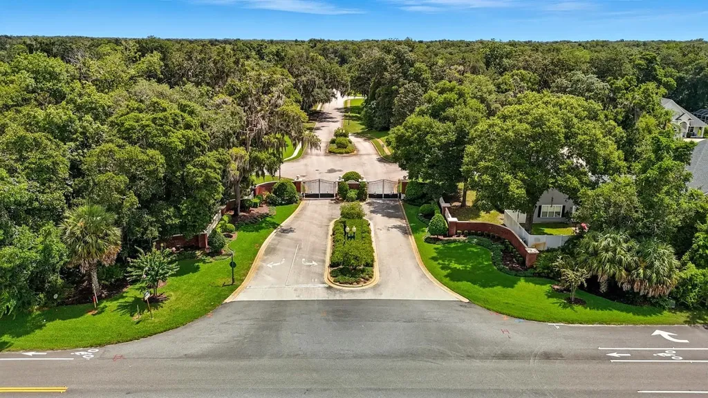 8 Ivey Lane Flagler Beach FL 32136