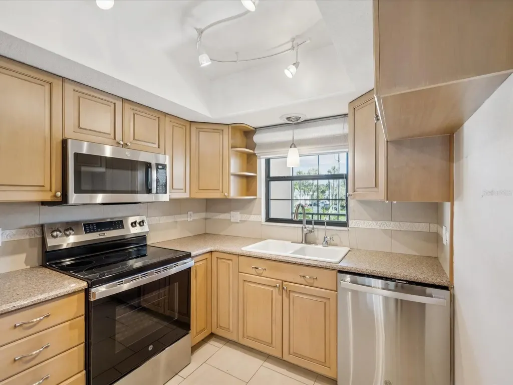 12900 Vonn Road Largo FL 33774