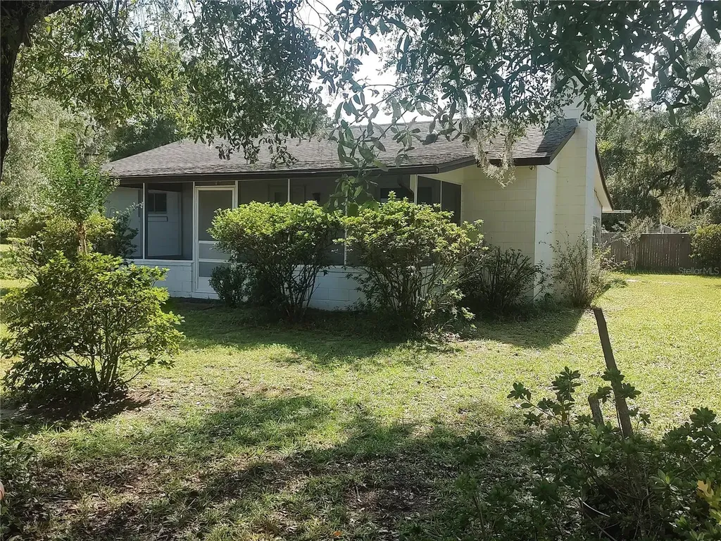 11360 SE 188th Avenue Ocklawaha FL 32179