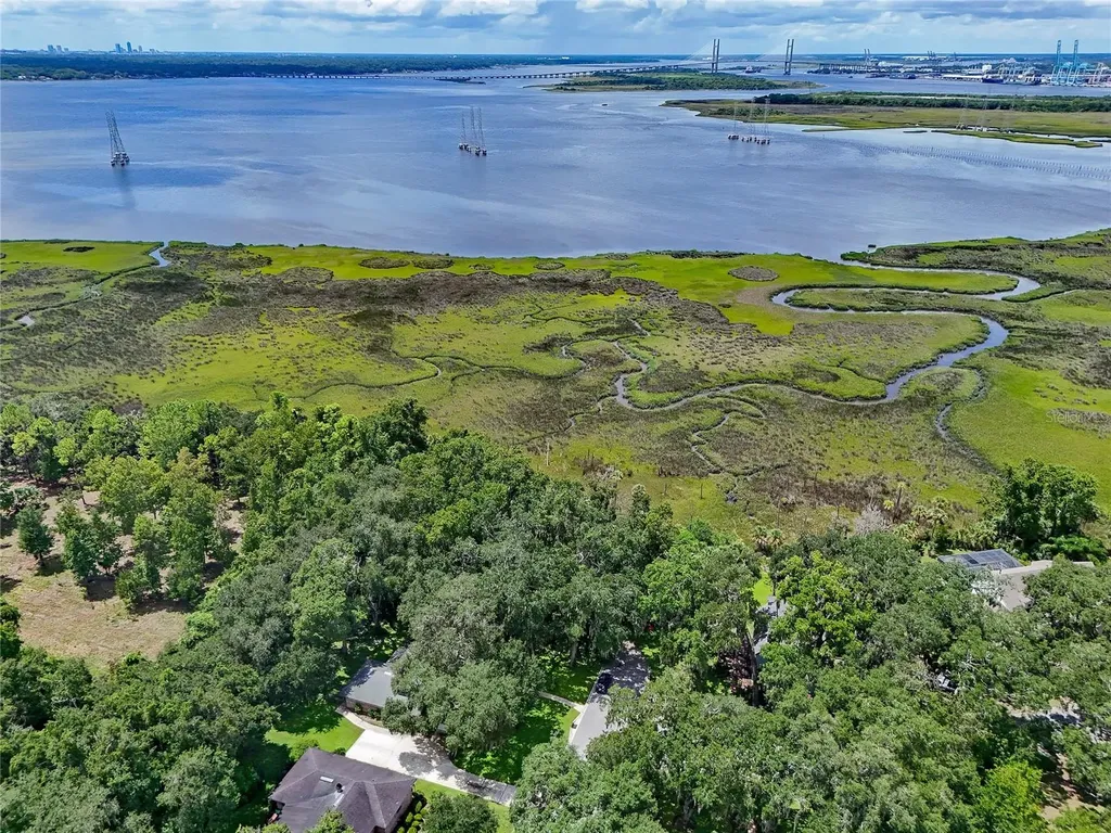 Oak Landings Drive Jacksonville FL 32225