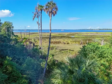 Oak Landings Drive Jacksonville FL 32225