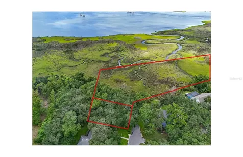 Oak Landings Drive Jacksonville FL 32225