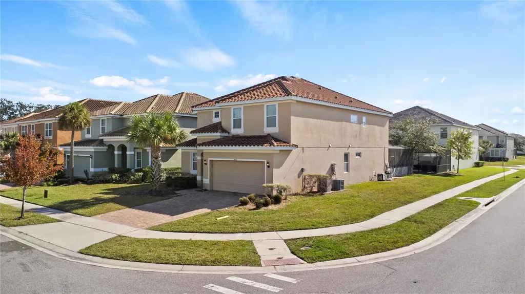 4414 Shiva Loop Kissimmee FL 34746