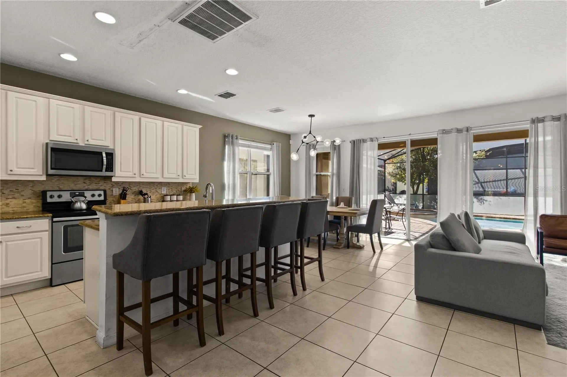 4414 Shiva Loop Kissimmee FL 34746