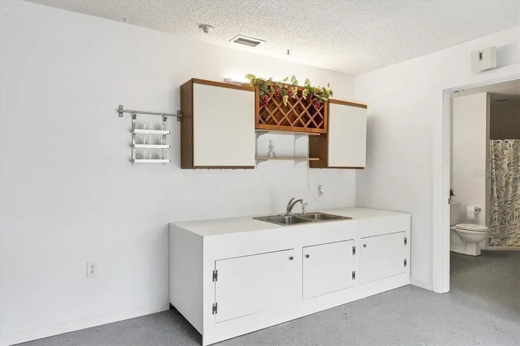 4114 Roberts Point Circle Sarasota FL 34242
