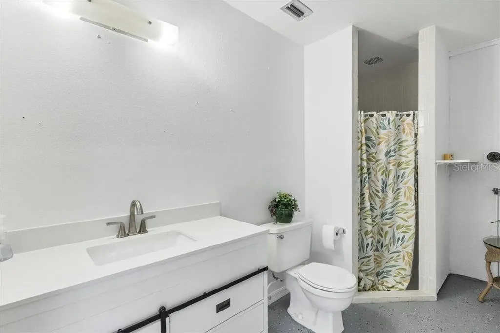 4114 Roberts Point Circle Sarasota FL 34242