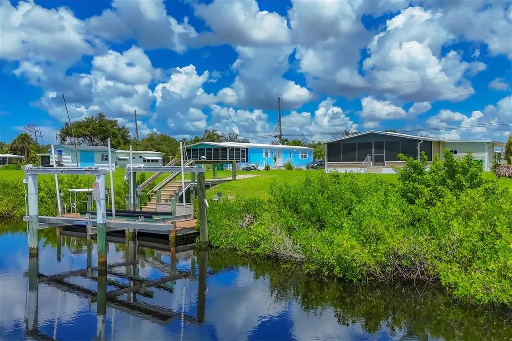 1200 Seahorse Lane Englewood FL 34224