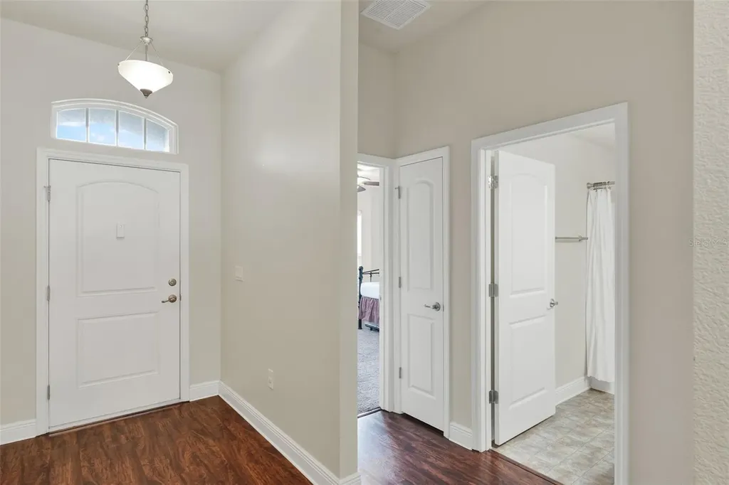 4229 Barnsley Lane Tavares FL 32778
