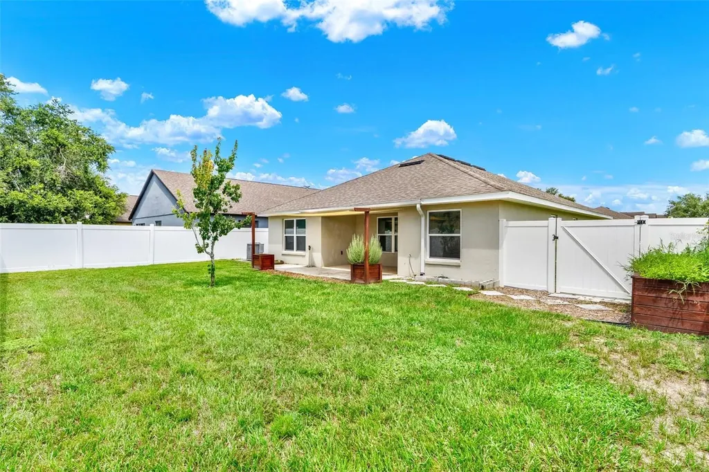 4229 Barnsley Lane Tavares FL 32778