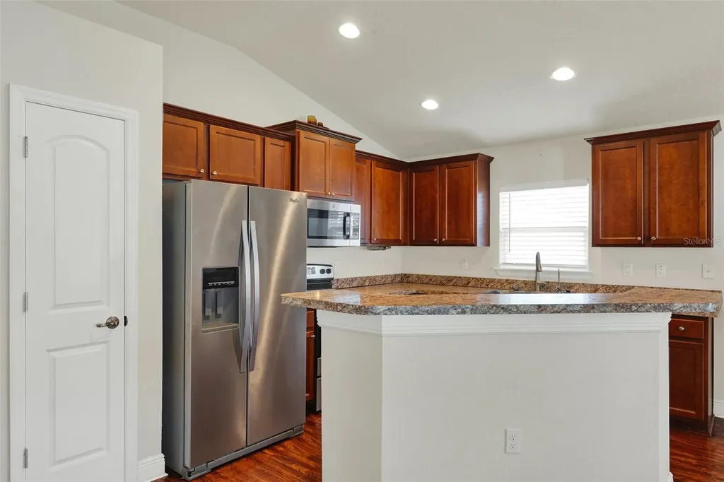 4229 Barnsley Lane Tavares FL 32778