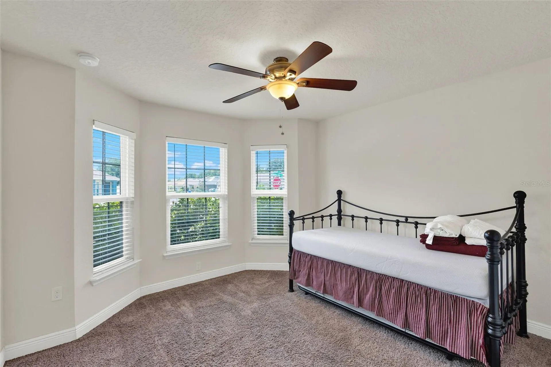 4229 Barnsley Lane Tavares FL 32778