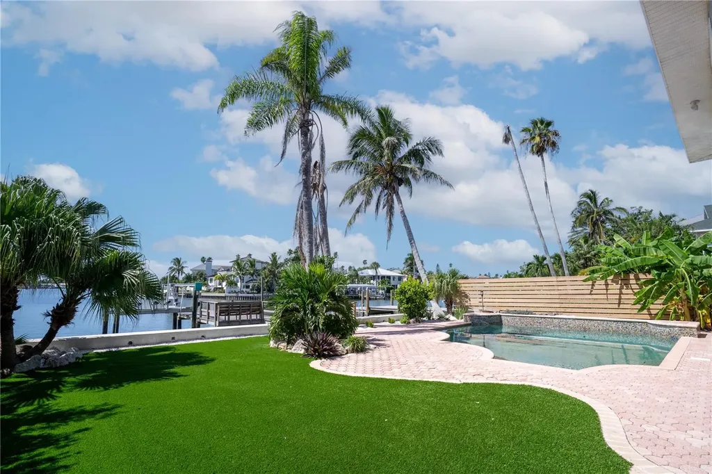 333 12th Avenue Indian Rocks Beach FL 33785