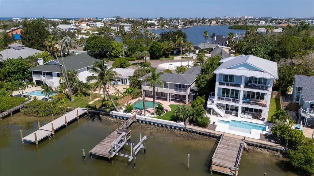 333 12th Avenue Indian Rocks Beach FL 33785