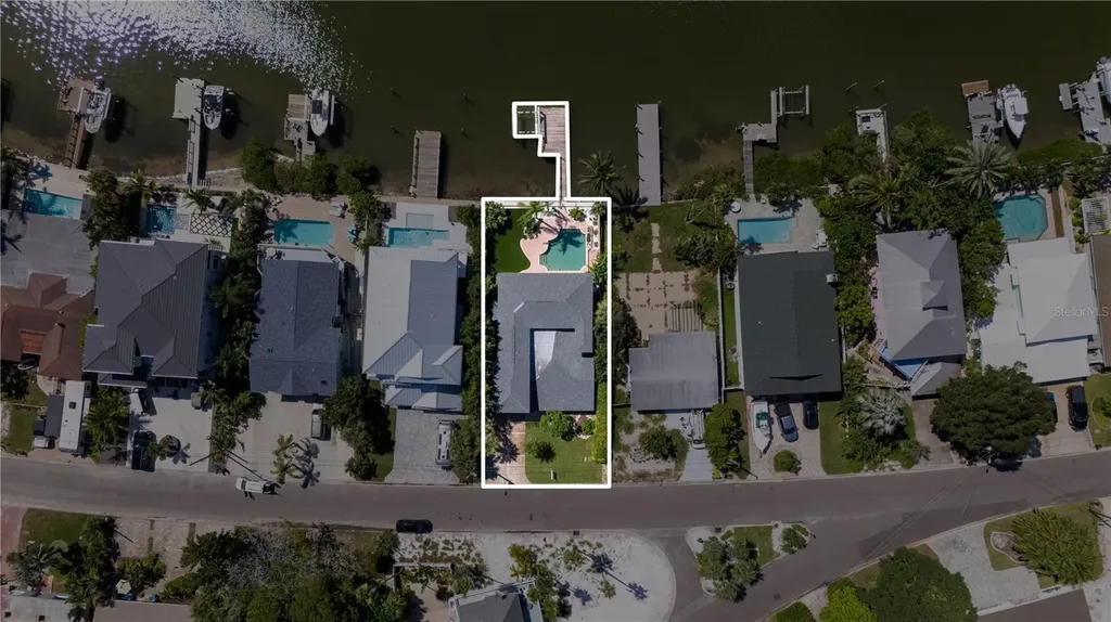 333 12th Avenue Indian Rocks Beach FL 33785