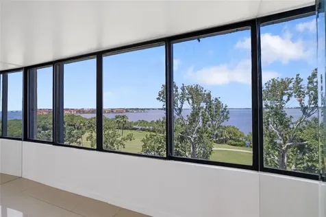 2617 Cove Cay Drive Clearwater FL 33760