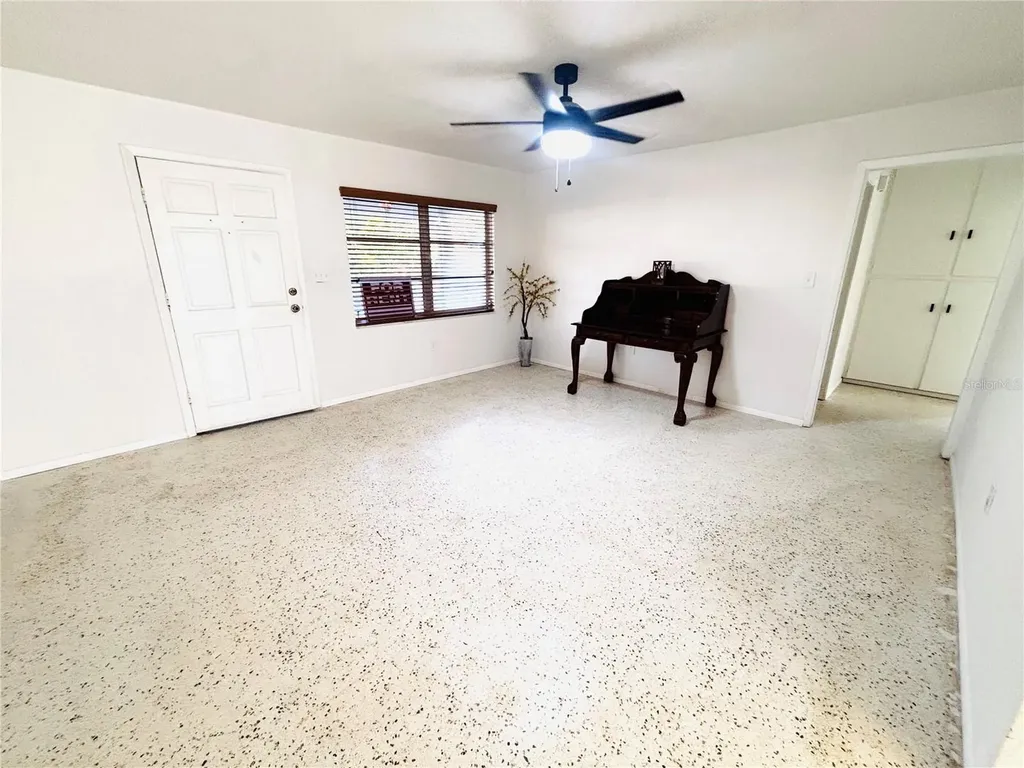 6125 Beacon Point Drive Weeki Wachee FL 34607