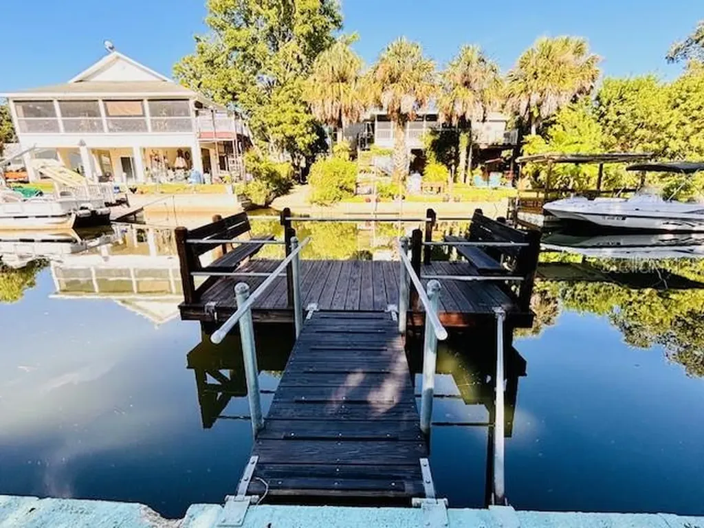 6125 Beacon Point Drive Weeki Wachee FL 34607