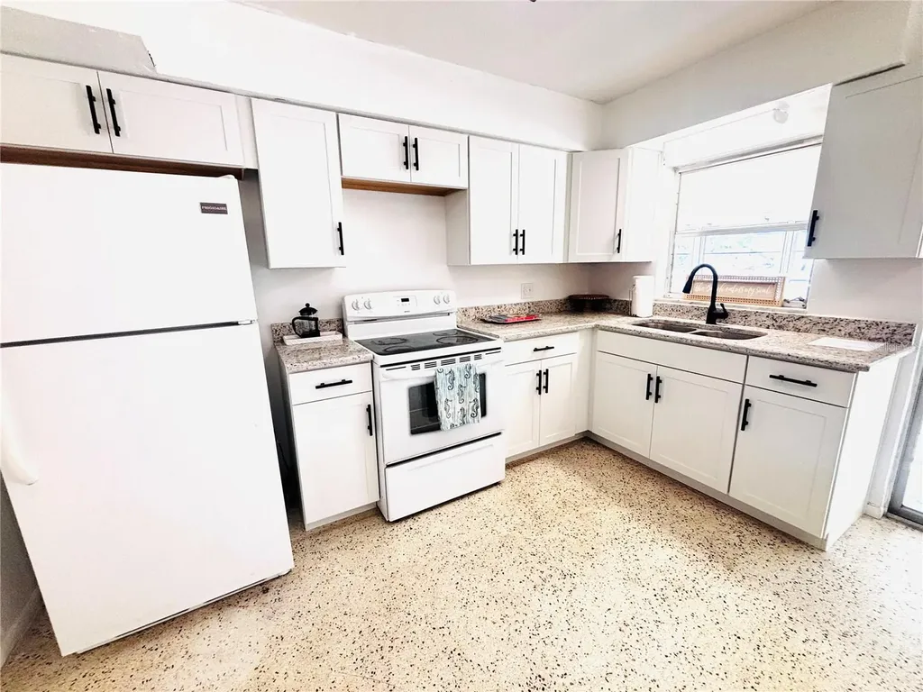 6125 Beacon Point Drive Weeki Wachee FL 34607