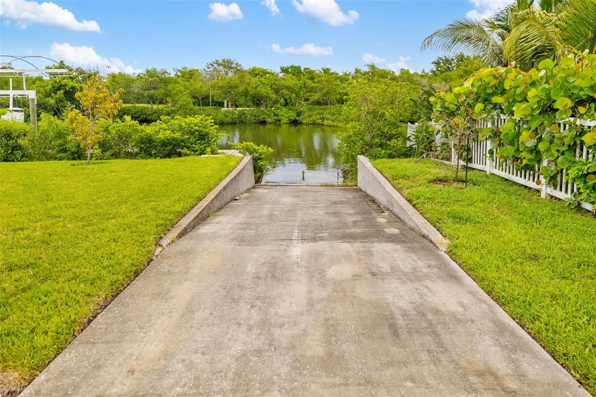 4218 Pompano Lane Palmetto FL 34221