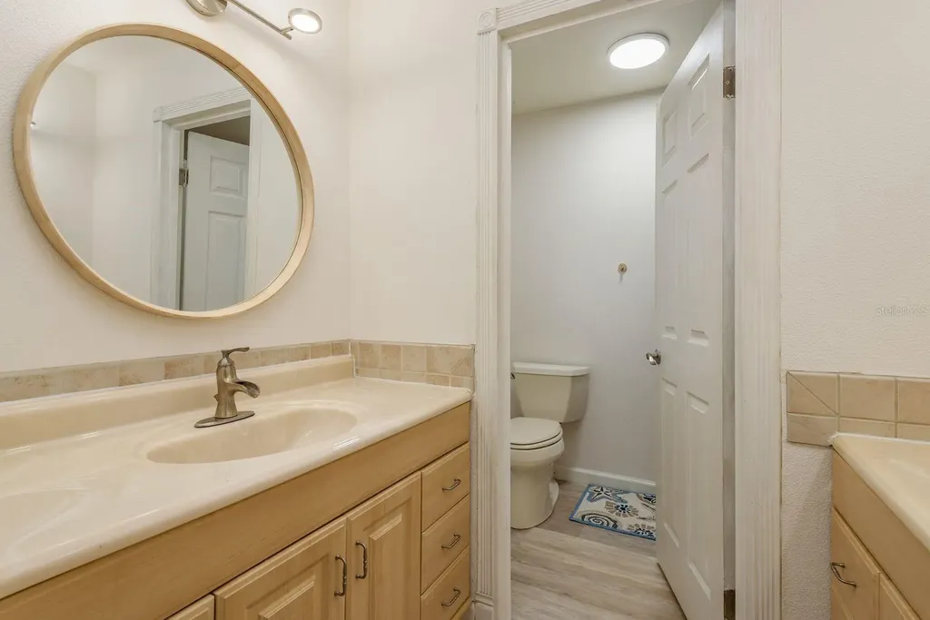 1023 Lake Avoca Place Tarpon Springs FL 34689