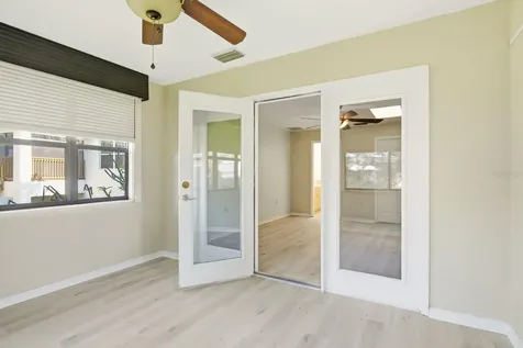 1023 Lake Avoca Place Tarpon Springs FL 34689