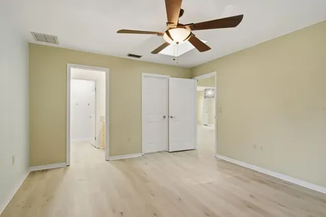 1023 Lake Avoca Place Tarpon Springs FL 34689