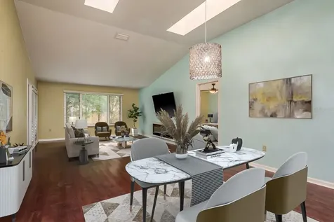 1023 Lake Avoca Place Tarpon Springs FL 34689