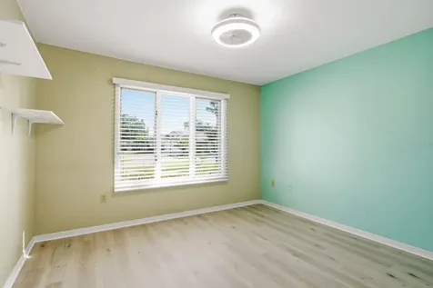 1023 Lake Avoca Place Tarpon Springs FL 34689