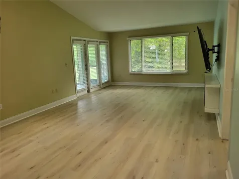 1023 Lake Avoca Place Tarpon Springs FL 34689