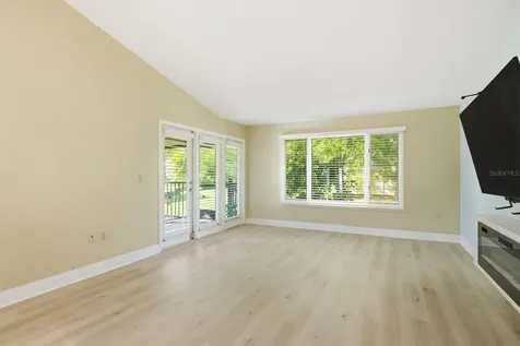 1023 Lake Avoca Place Tarpon Springs FL 34689