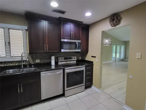 1023 Lake Avoca Place Tarpon Springs FL 34689