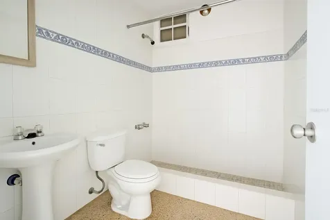 A13 Galicia Ave., Carolina PR 00983