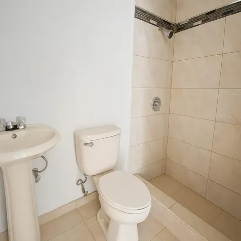 A13 Galicia Ave., Carolina PR 00983