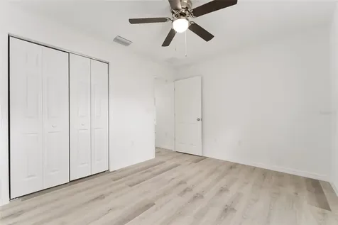 13027 NE 5th Place Silver Springs FL 34488