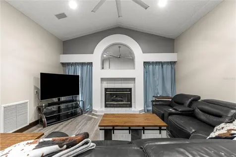 6900 Hemlock Road Ocala FL 34472