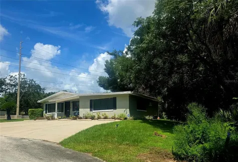 498 Esther Lane Altamonte Springs FL 32714