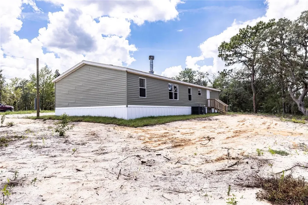 16921 SW 64th Street Ocala FL 34481