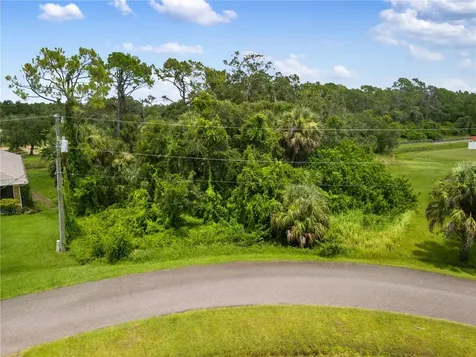 Lorri Circle North Port FL 34286