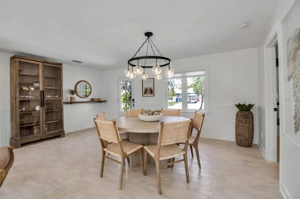 207 Peacock Lane Holmes Beach FL 34217