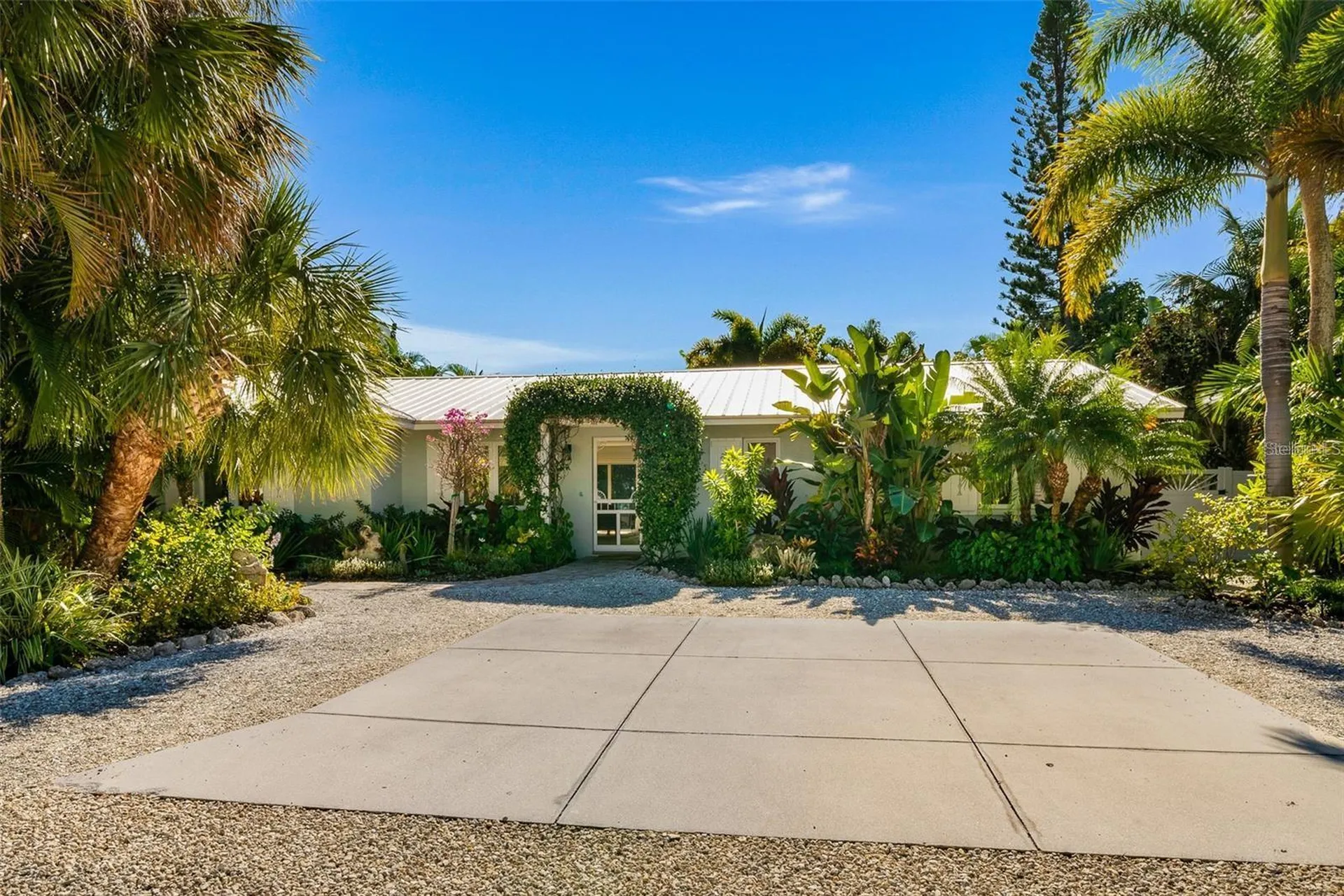 207 Peacock Lane Holmes Beach FL 34217