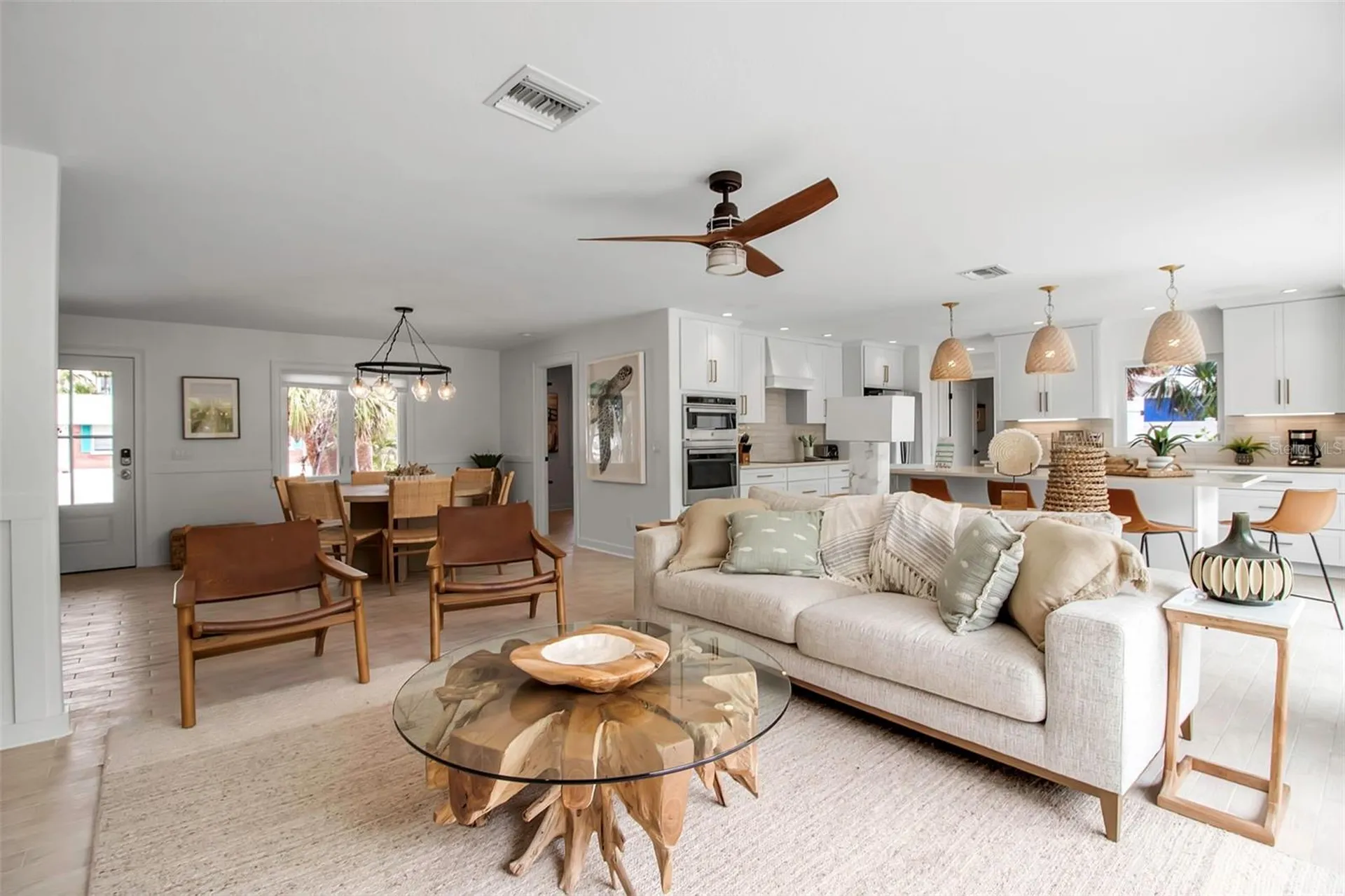 207 Peacock Lane Holmes Beach FL 34217